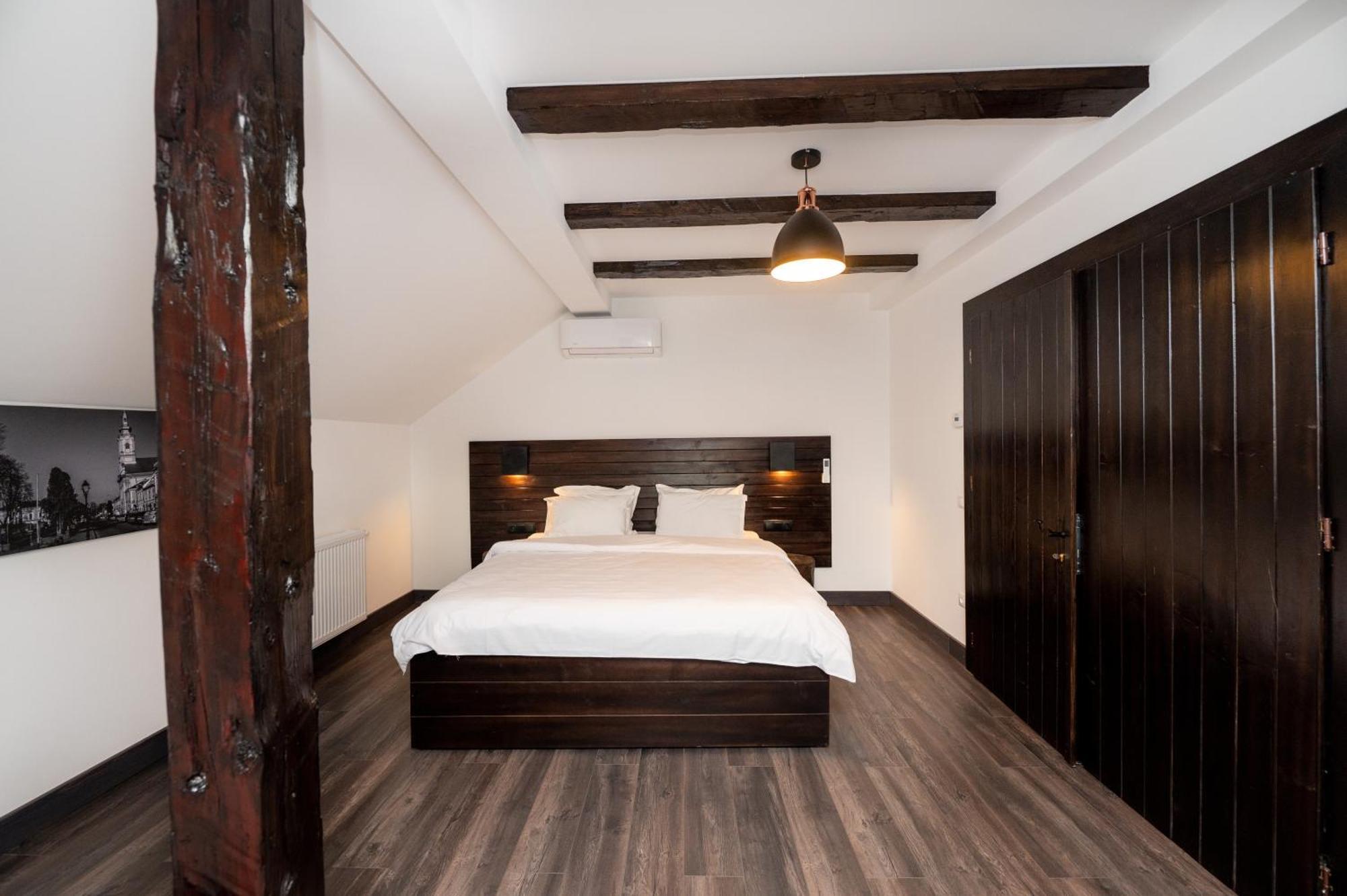 Casa Bolta Rece Hotel Sighetu Marmatiei Ngoại thất bức ảnh